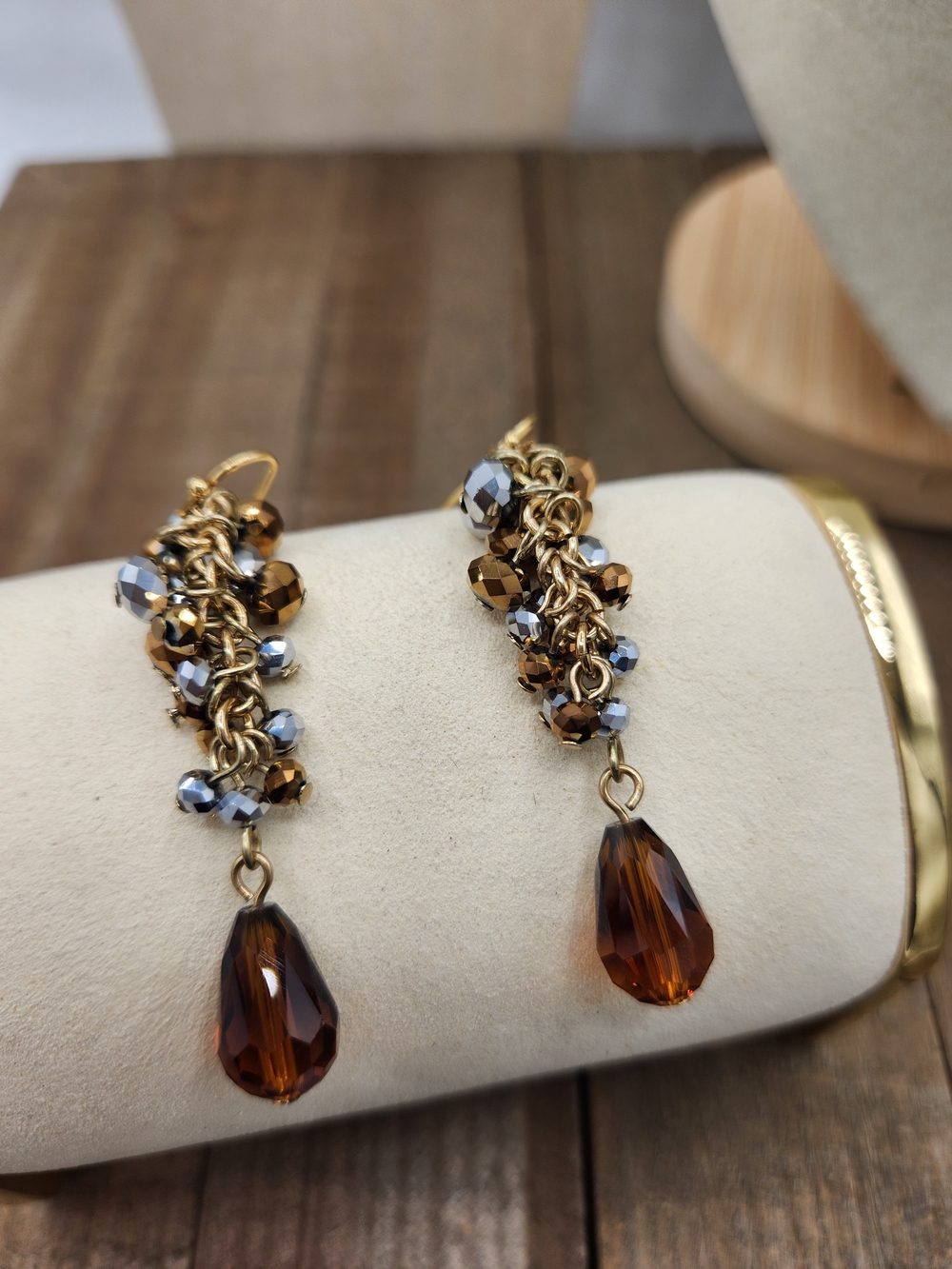 Vintage Gold and Amber Teardrop Cluster Earrings • Pierced Hangar